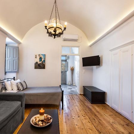 450 Years Castle House For 2-5 People/Jacuzzi Villa Emporio  Esterno foto