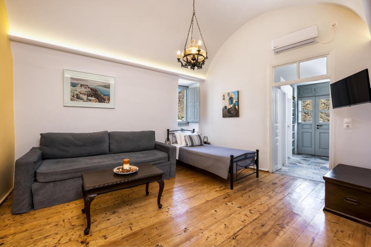 450 Years Castle House For 2-5 People/Jacuzzi Villa Emporio  Esterno foto